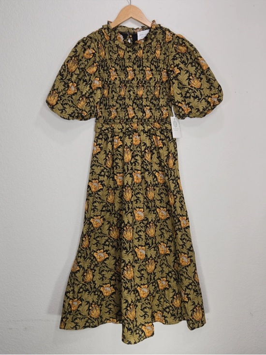 Hyacinth House Dresses & Skirts - Hyacinth House The Smythe Leafy Olive Midi Dress Smocked Puff Sleeve Size XS NEW